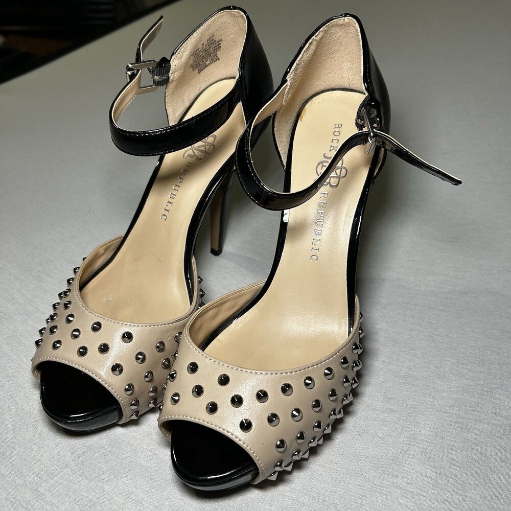 Rock Republic Women's Rock Republic Black & Tan Studded Platform High Heels, 9M